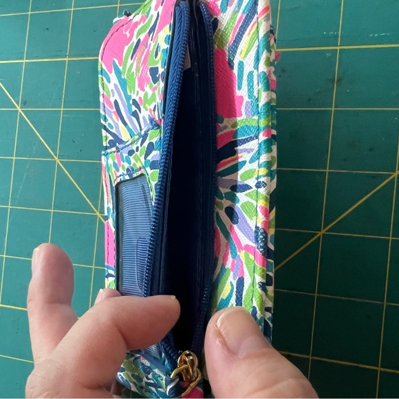 Colorful Patterned Phone Case - Picture 3 of 3